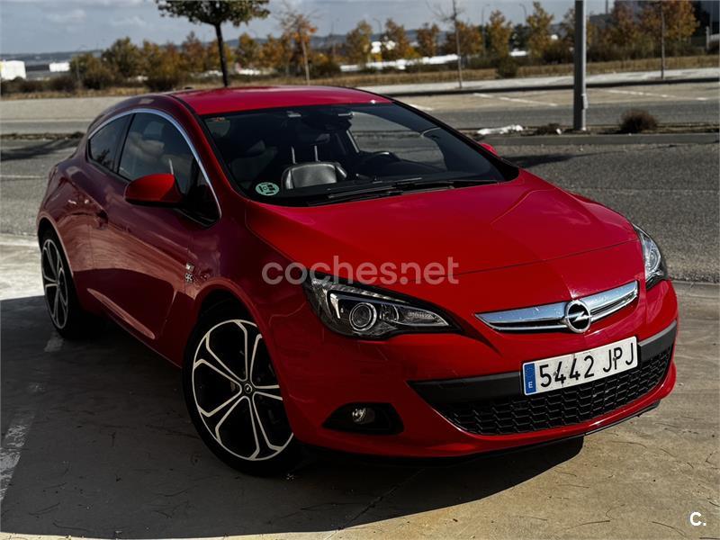 OPEL GTC 1.4 Turbo SS Sportive