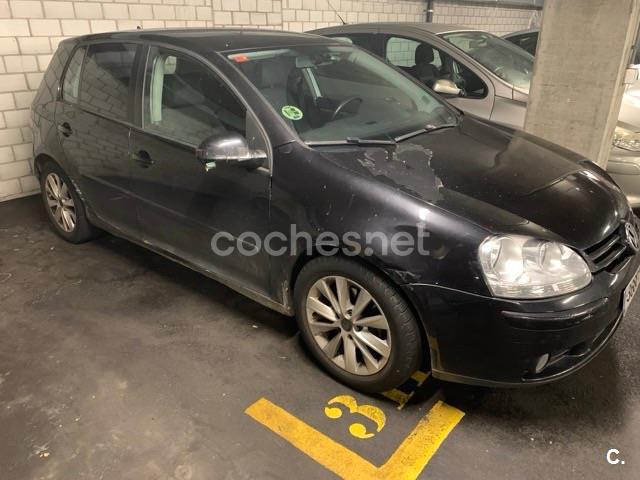 VOLKSWAGEN Golf 2.0 TDI Highline