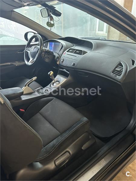 HONDA Civic 1.8 iVTEC Type S