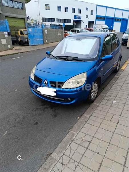 RENAULT Scenic