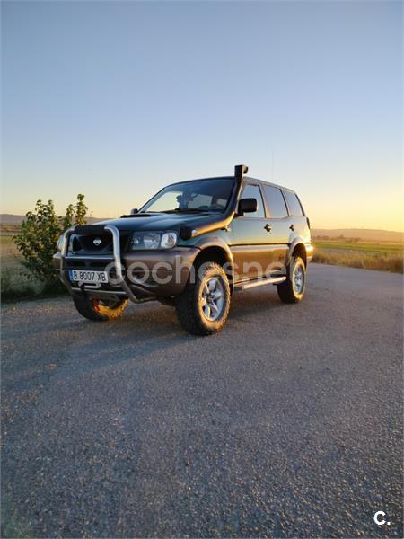 NISSAN Terrano II 2.7 TD Comfort