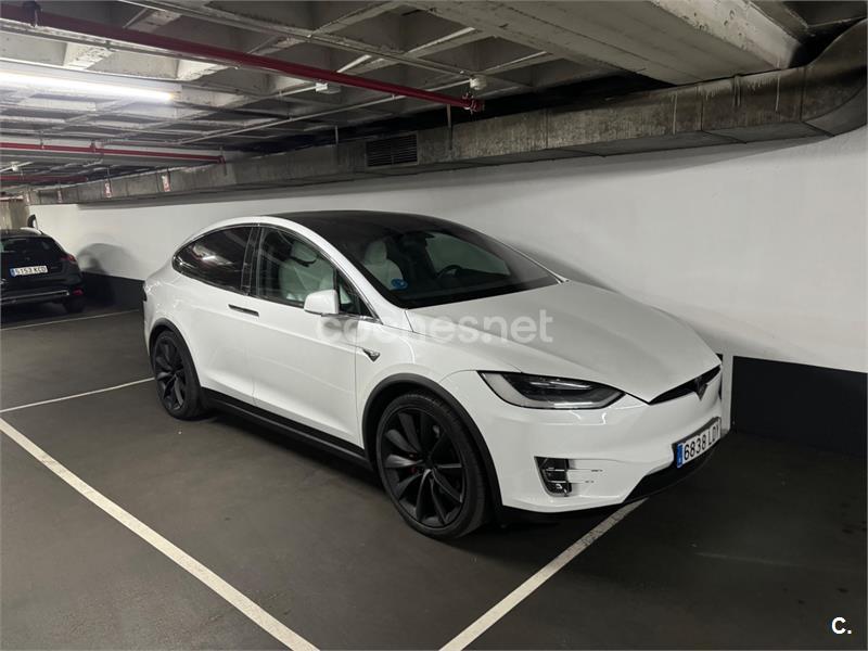 TESLA Model X Ludicrous Performance 4WD