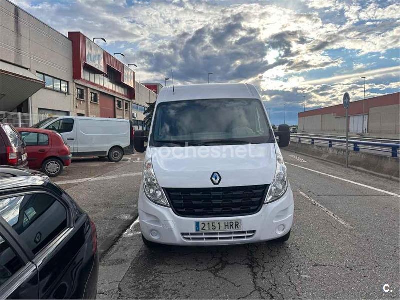 RENAULT Master