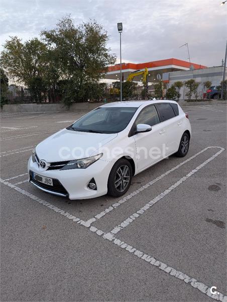 TOYOTA Auris 130 Feel