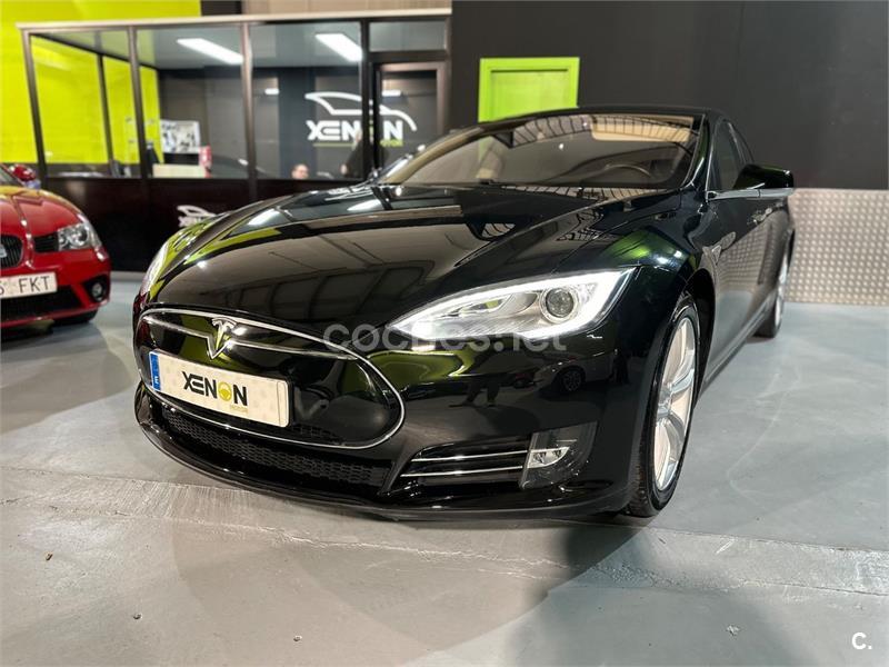 TESLA Model S 60