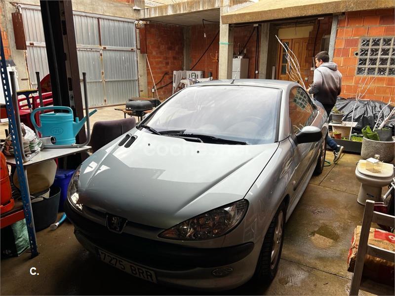 PEUGEOT 206 + 1.1