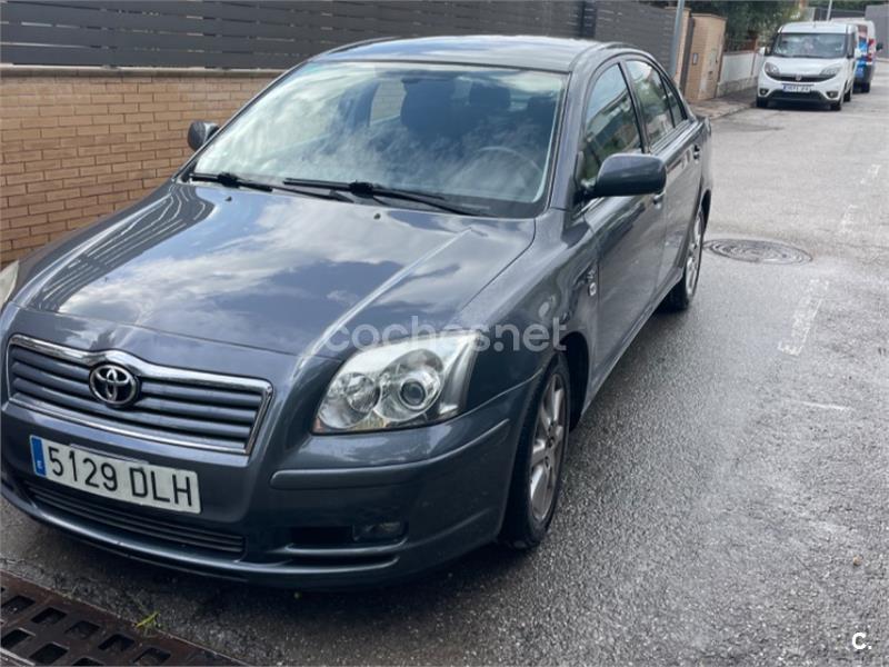 TOYOTA Avensis 2.2 D4D Executive