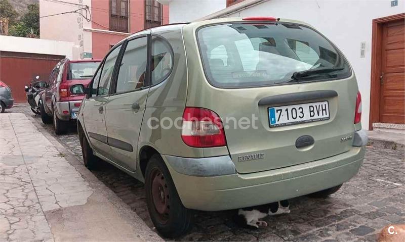 RENAULT Scenic