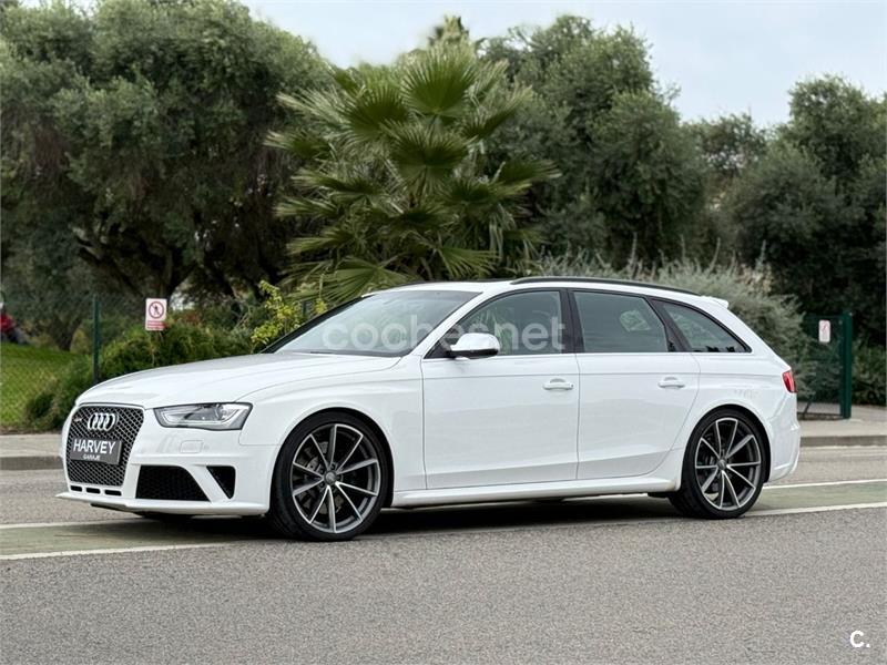 AUDI RS4 Avant 4.2 FSI quattro