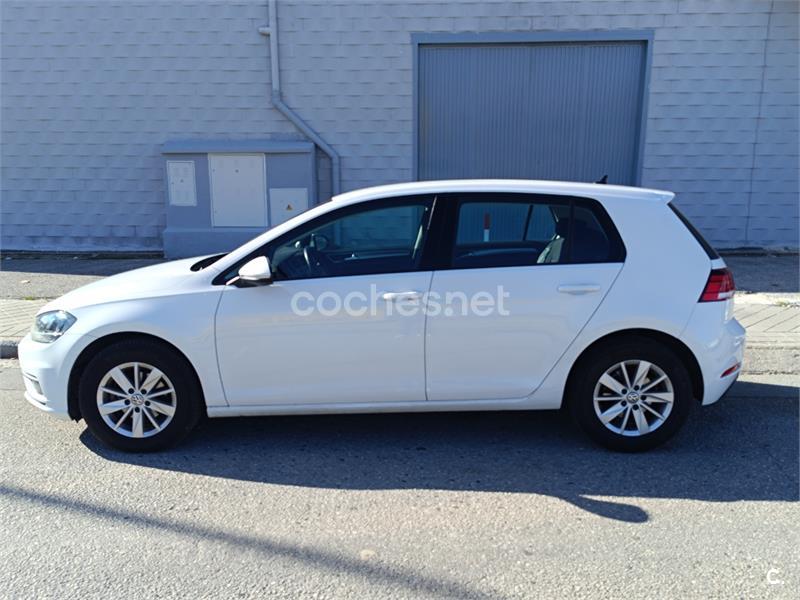 VOLKSWAGEN Golf Edition 1.0 TSI