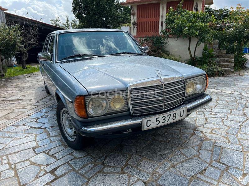 MERCEDES-BENZ 230