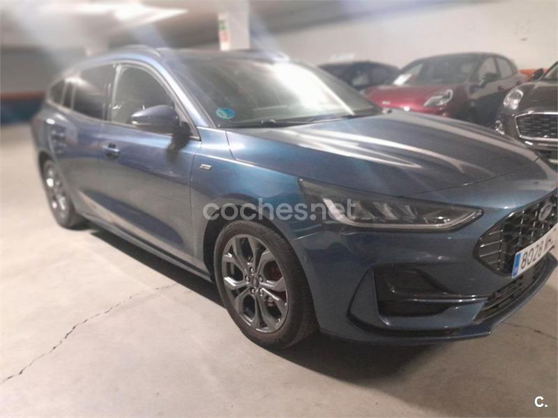 FORD Focus 1.0 Ecoboost MHEV STLine X SB