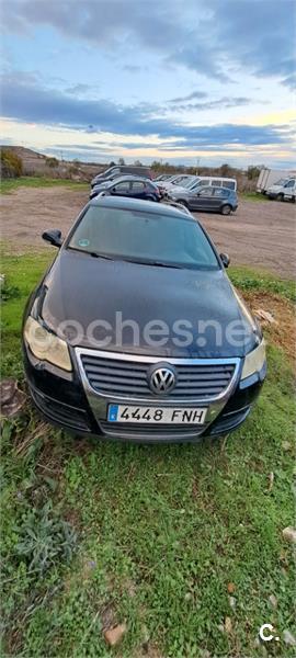 VOLKSWAGEN Passat Variant 1.6 FSI Advance