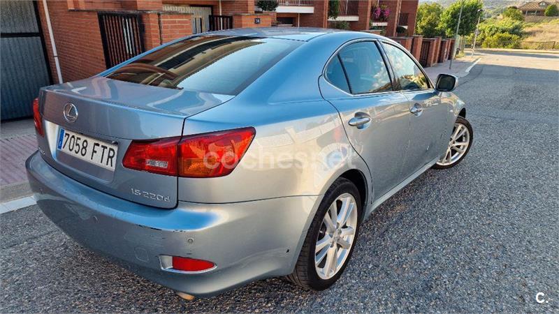 LEXUS IS220d