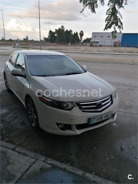 HONDA Accord 2.0 iVTEC Elegance