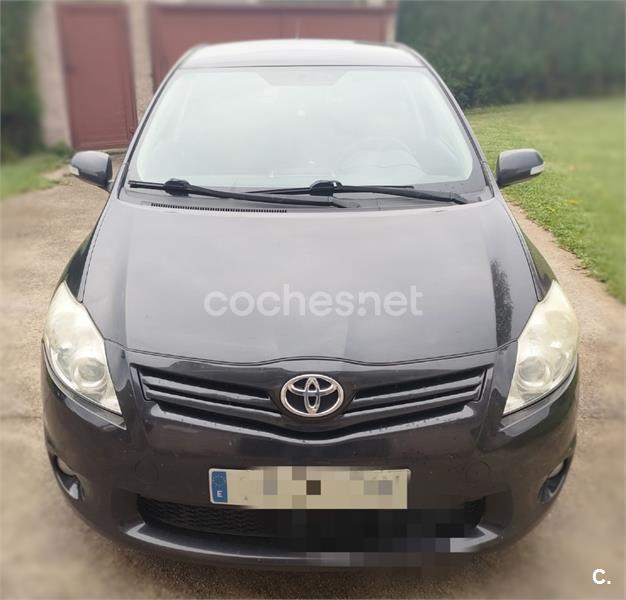 TOYOTA Auris 1.4 D4D Active