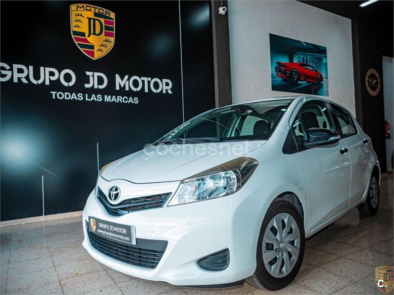 TOYOTA Yaris 100 Advance