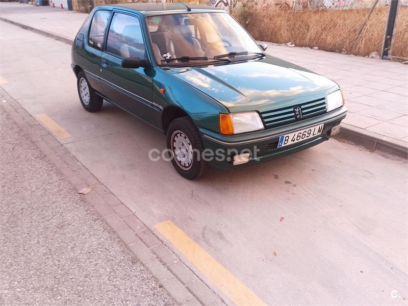 PEUGEOT 205 205 XT 1.4