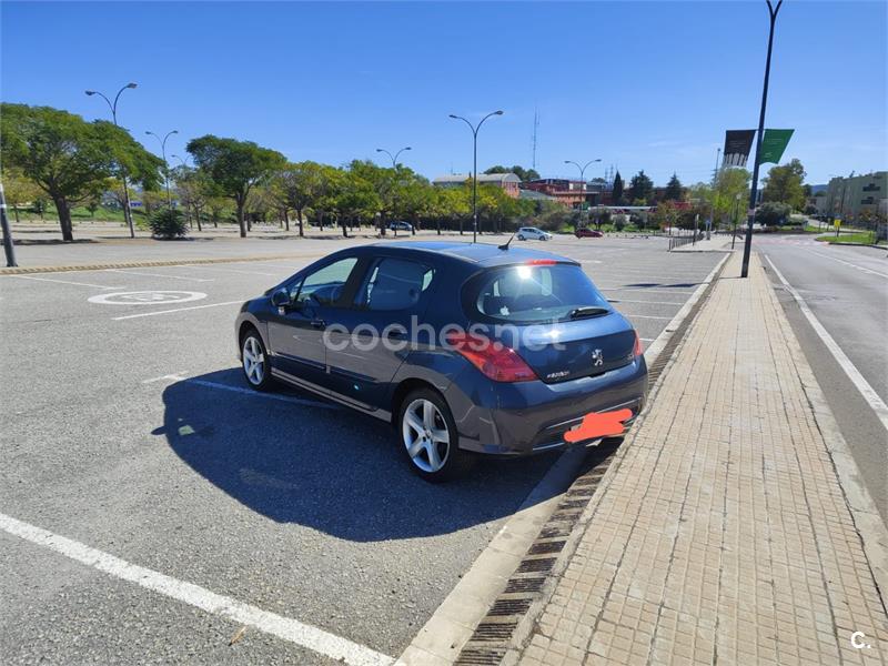 PEUGEOT 308 Premium 1.6 VTi 120