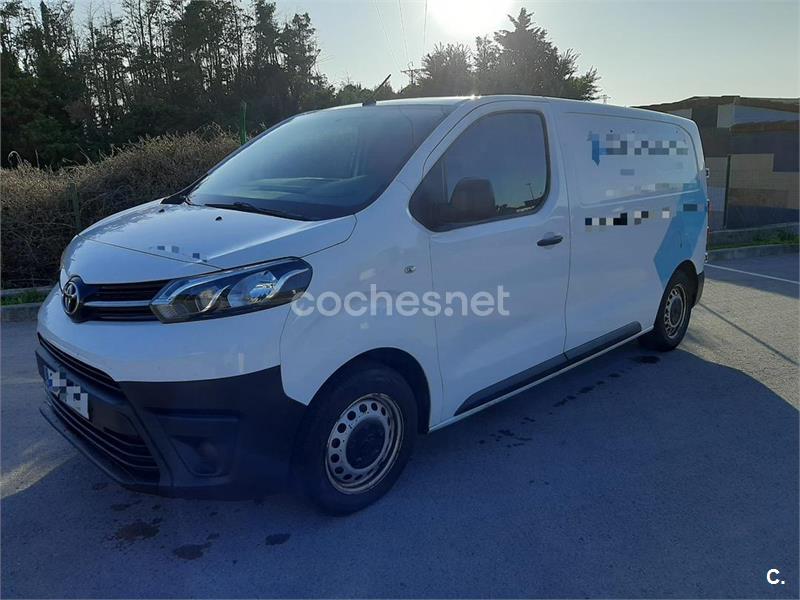 TOYOTA Proace Verso