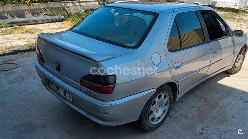 PEUGEOT 306