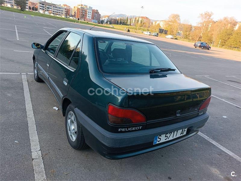 PEUGEOT 306