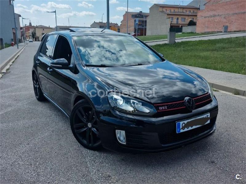 VOLKSWAGEN Golf VI 2.0 TSI DSG 6 vel GTI