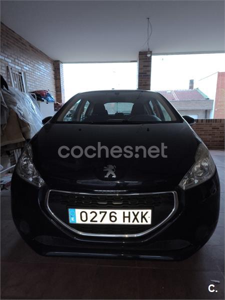 PEUGEOT 208 ALLURE 1.2 VTi 82