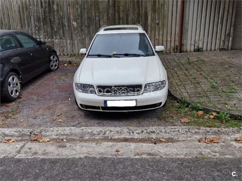 AUDI A4 2.4 AVANT QUATTRO