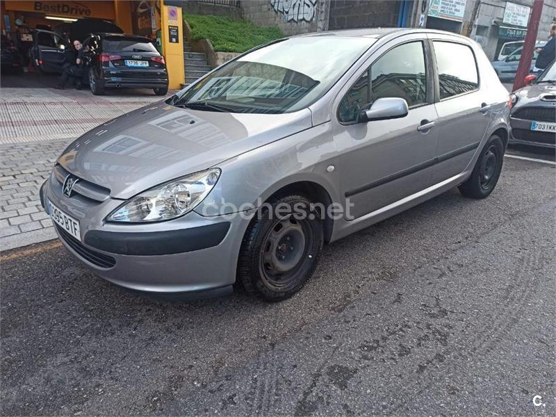 PEUGEOT 307