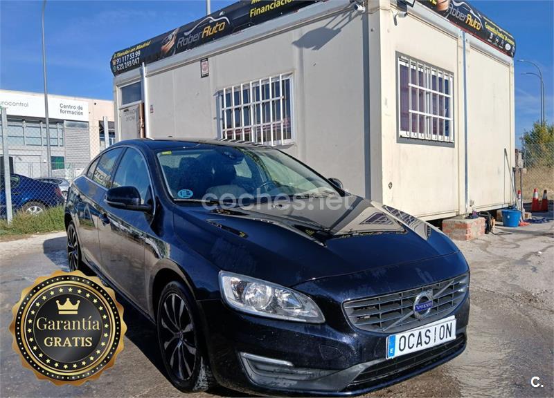 VOLVO S60 2.0 D3 Momentum Auto