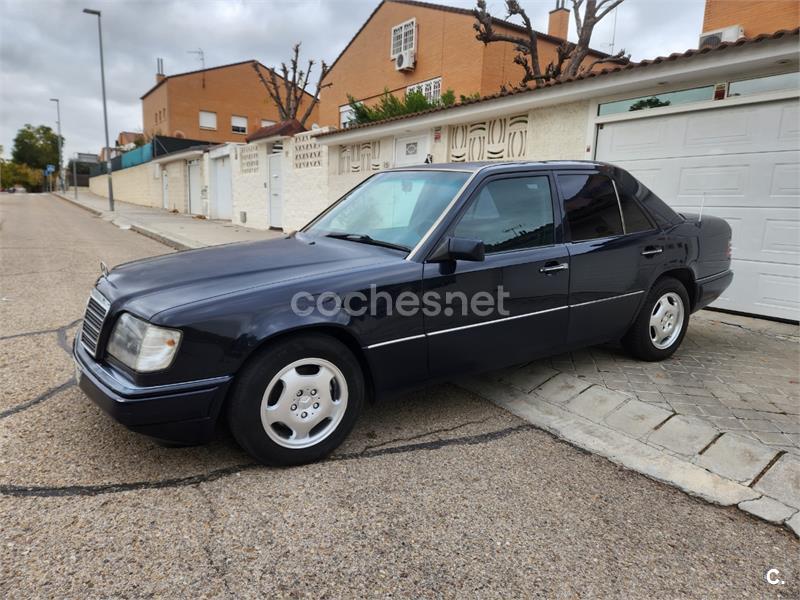 MERCEDES-BENZ Clase E E 300 D KAT