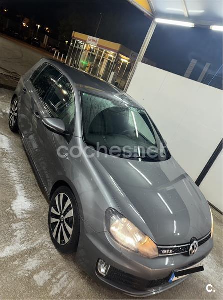 VOLKSWAGEN Golf 2.0 TDI GTD