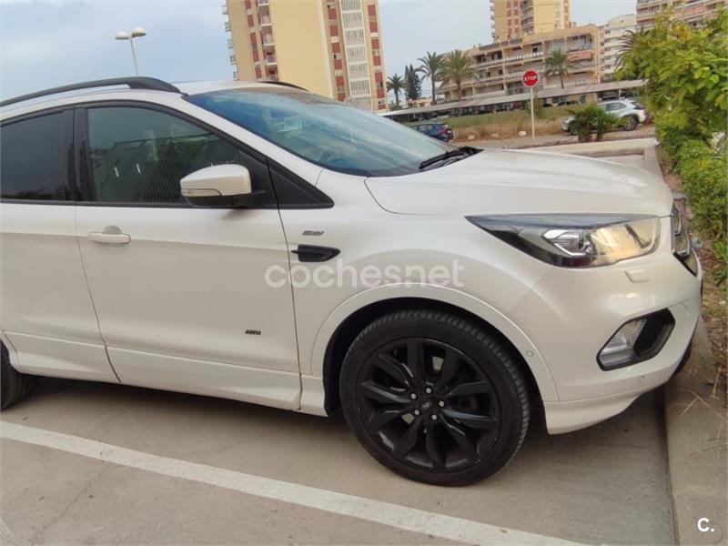 FORD Kuga 1.5 EcoBoost 180 4x4 ASS Titanium Auto