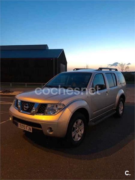 NISSAN Pathfinder