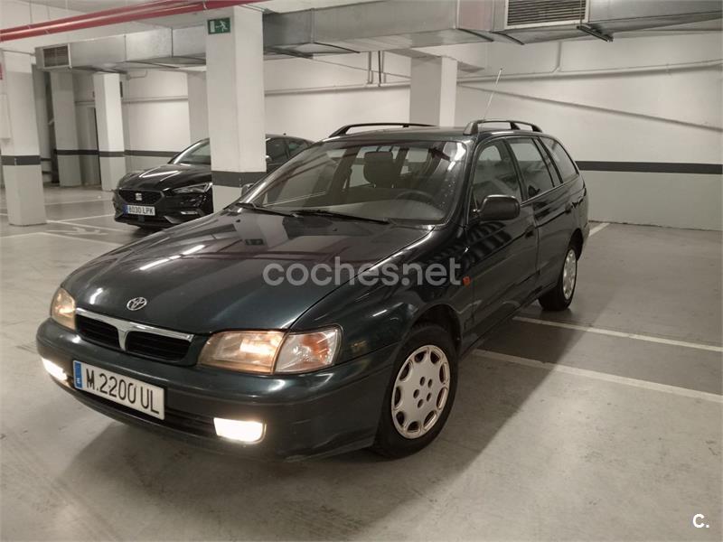 TOYOTA Carina E 2.0 GLI AC