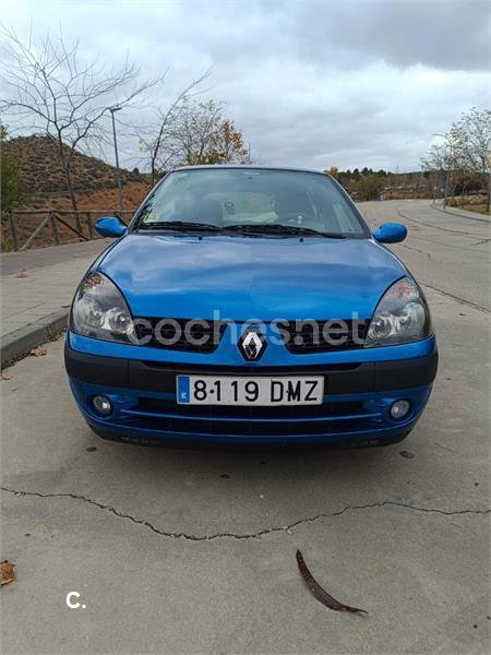 RENAULT Clio