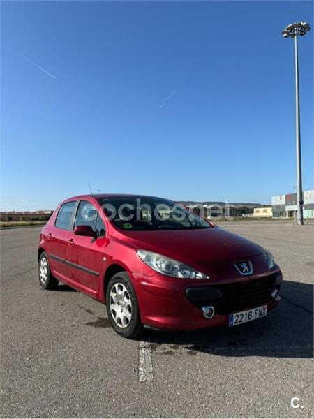 PEUGEOT 307