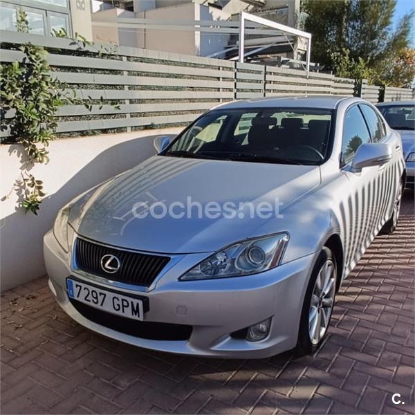 LEXUS IS 220d Sport