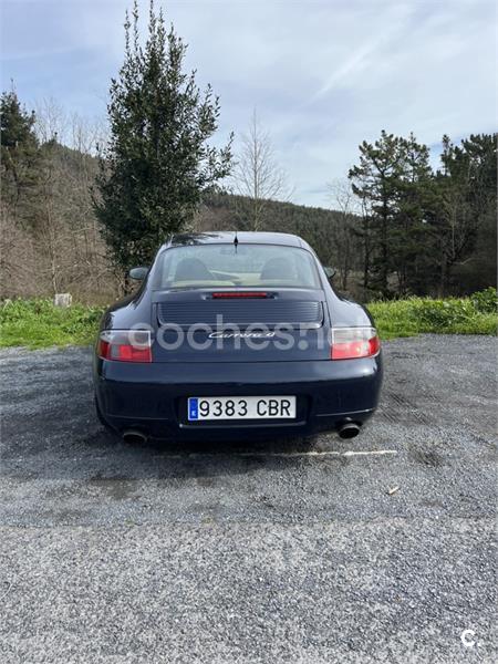 PORSCHE 911 CARRERA 4 COUPE