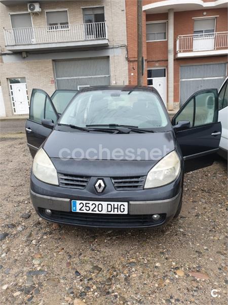 RENAULT Scenic CONFORT DYNAMIQUE 1.9DCI 5p.