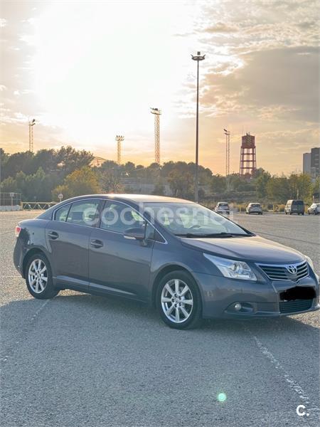 TOYOTA Avensis 1.8 VVTi Multidrive S Advance