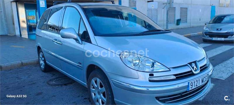 PEUGEOT 807