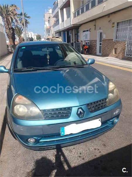 RENAULT Clio