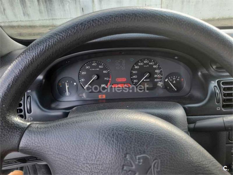 PEUGEOT 406