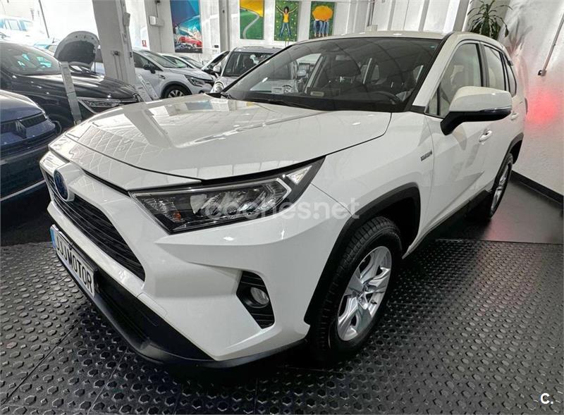 TOYOTA Rav4 2.5l 220H Business 4WD