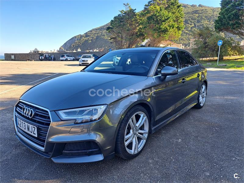 AUDI A3 S line 30 TDI S tronic Sedan