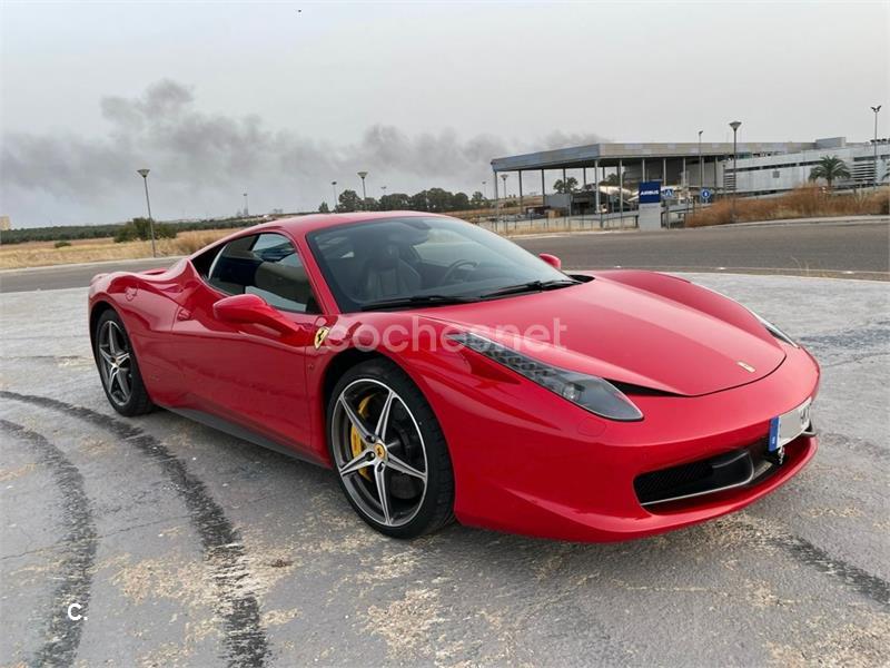 FERRARI 458 Italia