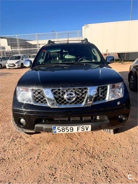 NISSAN Navara