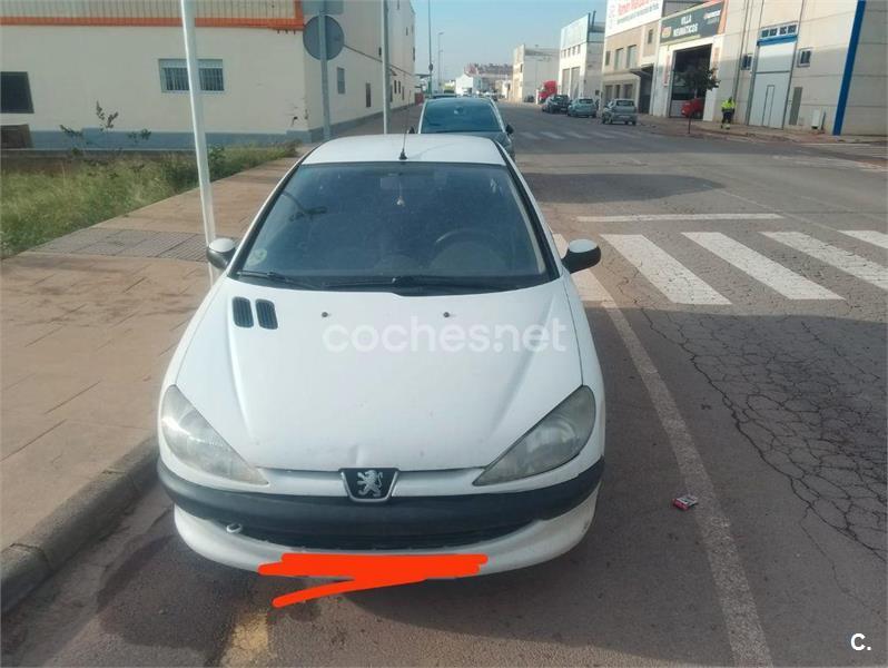 PEUGEOT 206